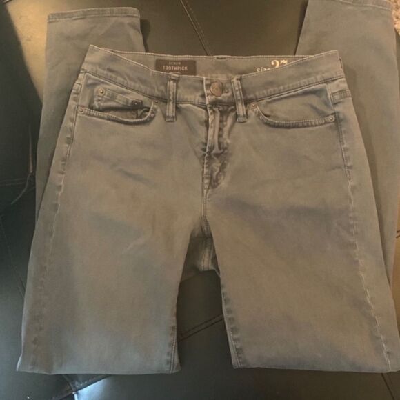 🎄J Crew Toothpick Stretch Skinny Jeans - Picture 3 of 6